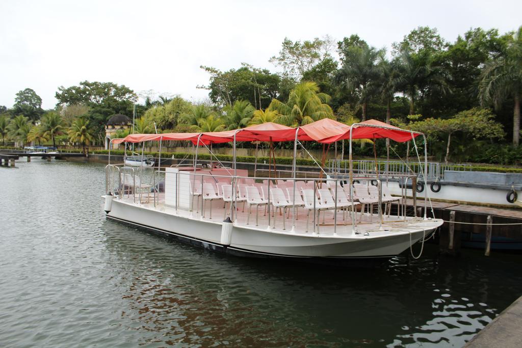 Amatique Bay Hotel Puerto Barrios Exterior photo