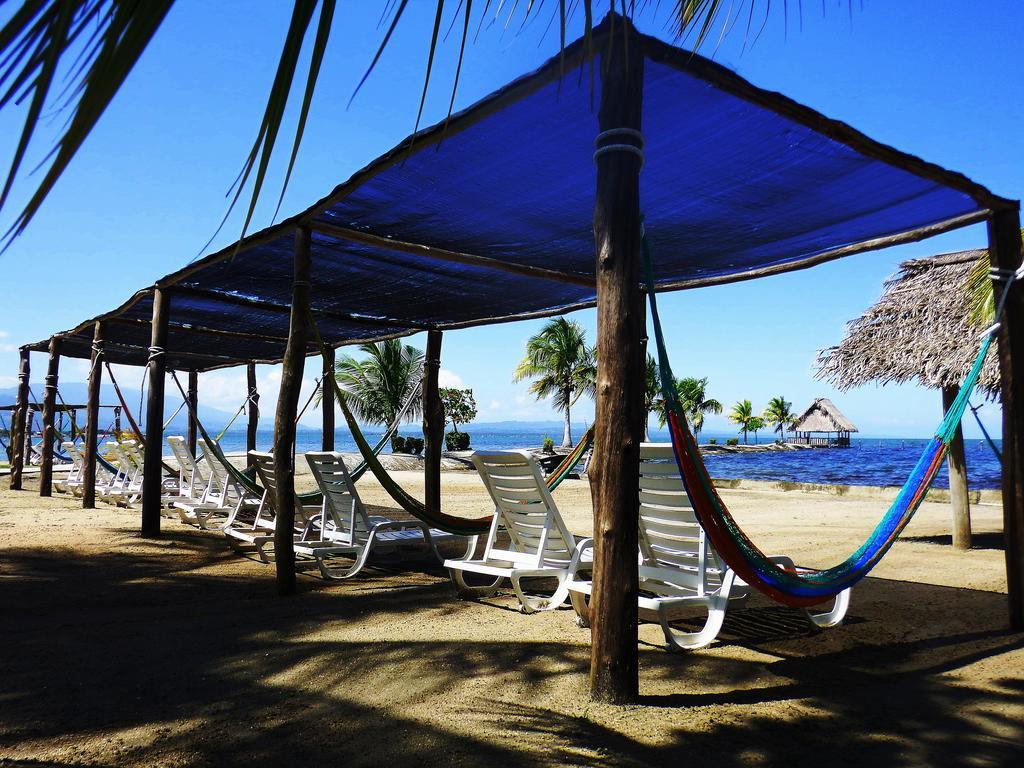 Amatique Bay Hotel Puerto Barrios Exterior photo