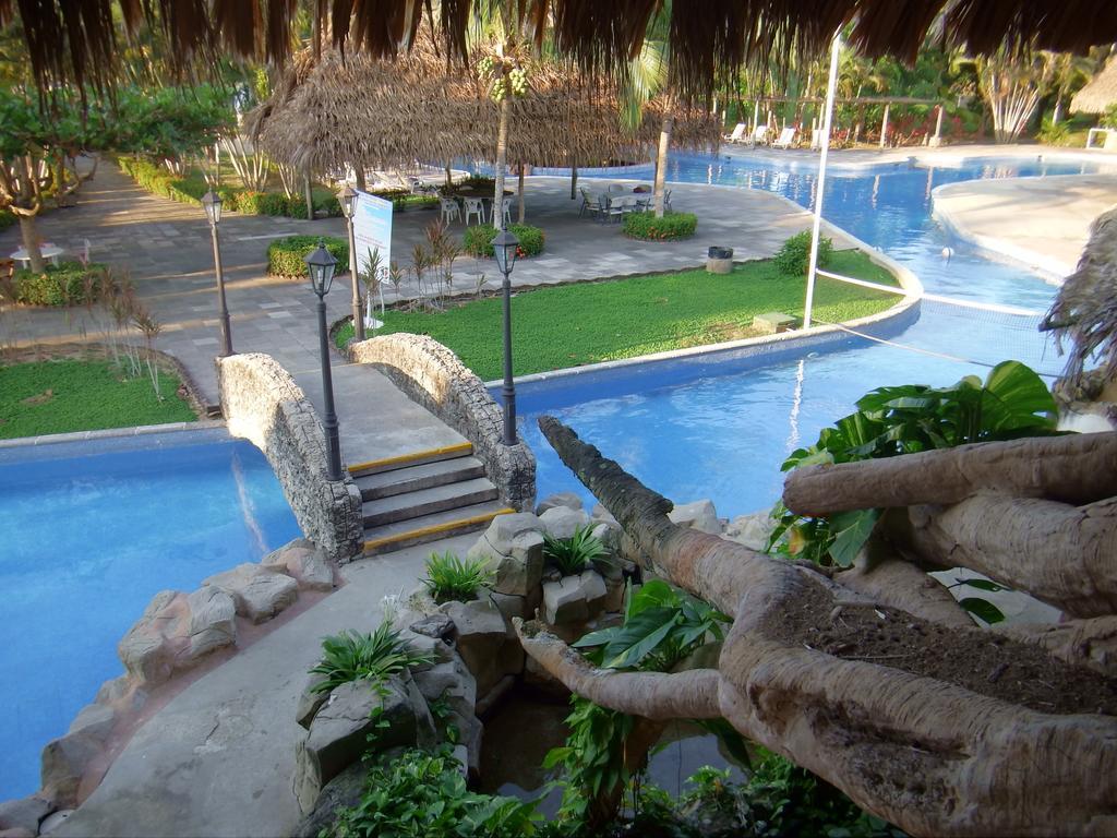 Amatique Bay Hotel Puerto Barrios Exterior photo