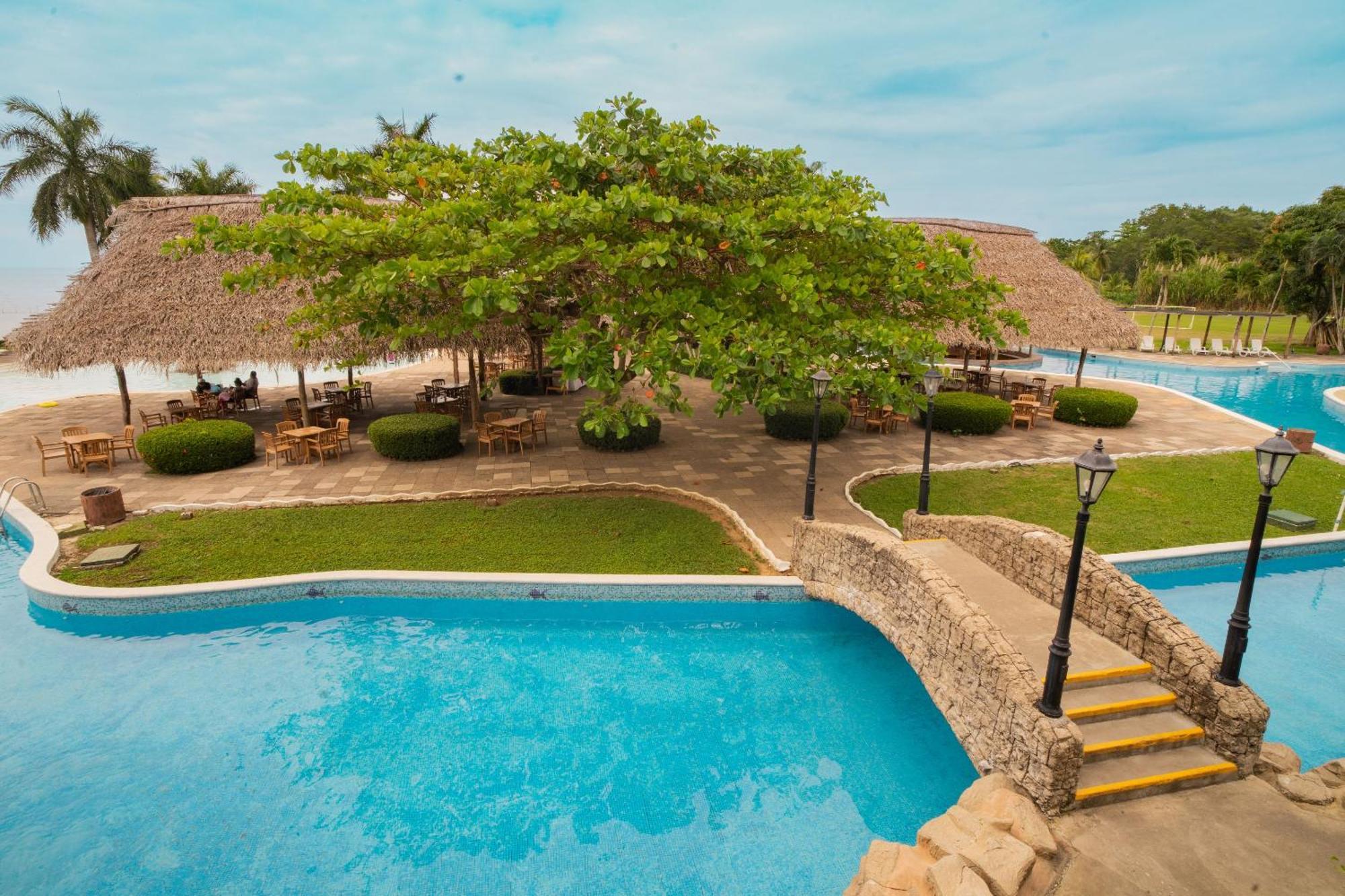 Amatique Bay Hotel Puerto Barrios Exterior photo
